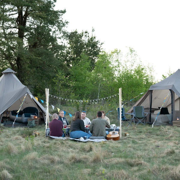 easy-camp-moonlight-cabin-10-person-family-tent-38818595078378_600x600_crop_center.jpg
